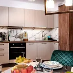 Apartament Stylish Sea View 3 Min To Balcony & Comfort