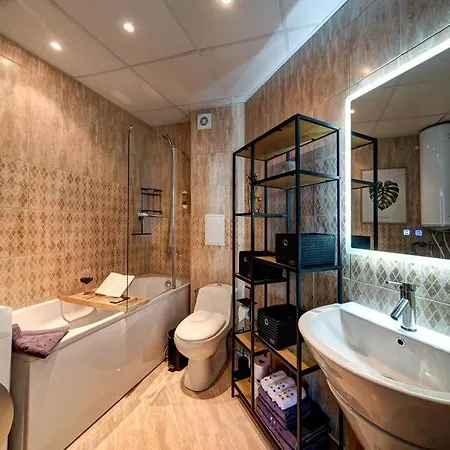 דירה Stylish Sea View 3 Min To Balcony & Comfort *