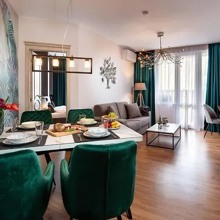 Apartmán Stylish Sea View 3 Min To Balcony & Comfort *