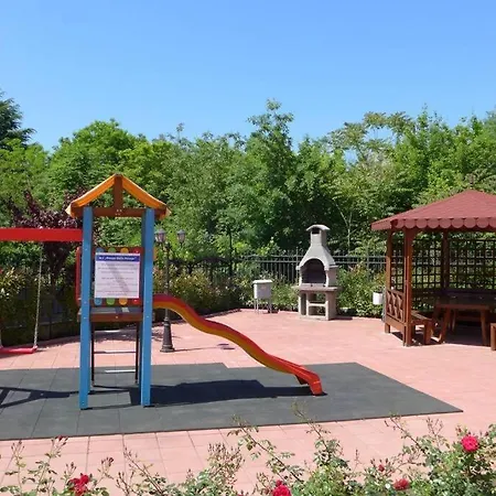 Stylish Sea View 3 Min To Balcony & Comfort Апартамент