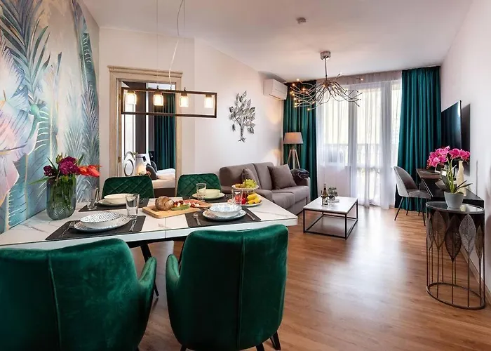 Апартамент Stylish Sea View 3 Min To Balcony & Comfort *